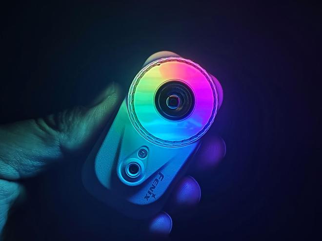 x小魔方头灯体验让你爱不释手!瓦力娱乐棋牌超轻超能!Feni(图6) x小魔方头灯体验让你爱不释手!瓦力娱乐棋牌超轻超能!Feni(图6)